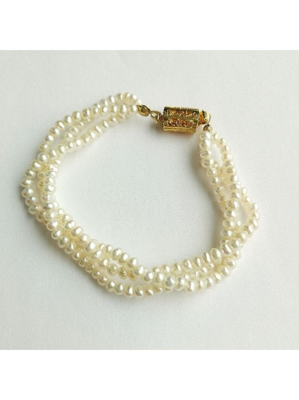 Creamy White 3 Row freshwater Pearl  bracelet 🆕